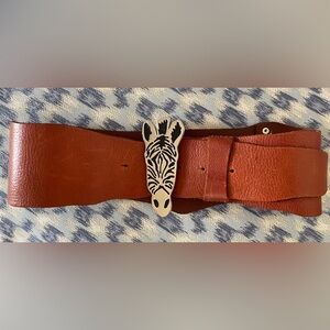 NEW Anthropologie Zebra Head Buckle Leather Belt Size Small Tan